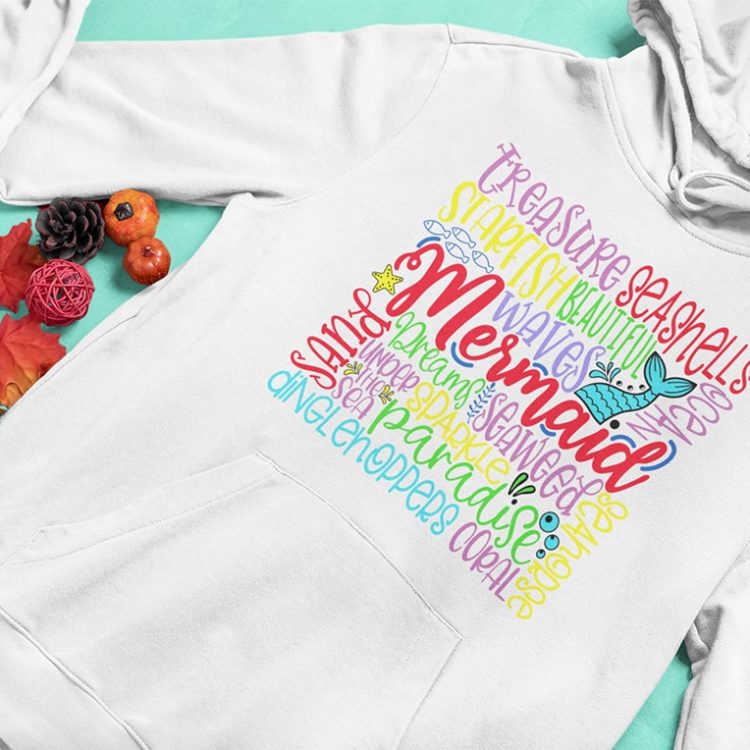 mockup-of-a-pullover-hoodie-placed-by-some-small-pumpkins-and-autumn-leaves-m56