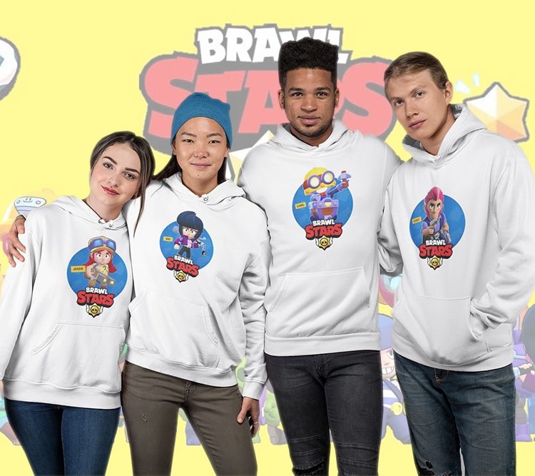 mockup-of-four-friends-wearing-hoodies-25714