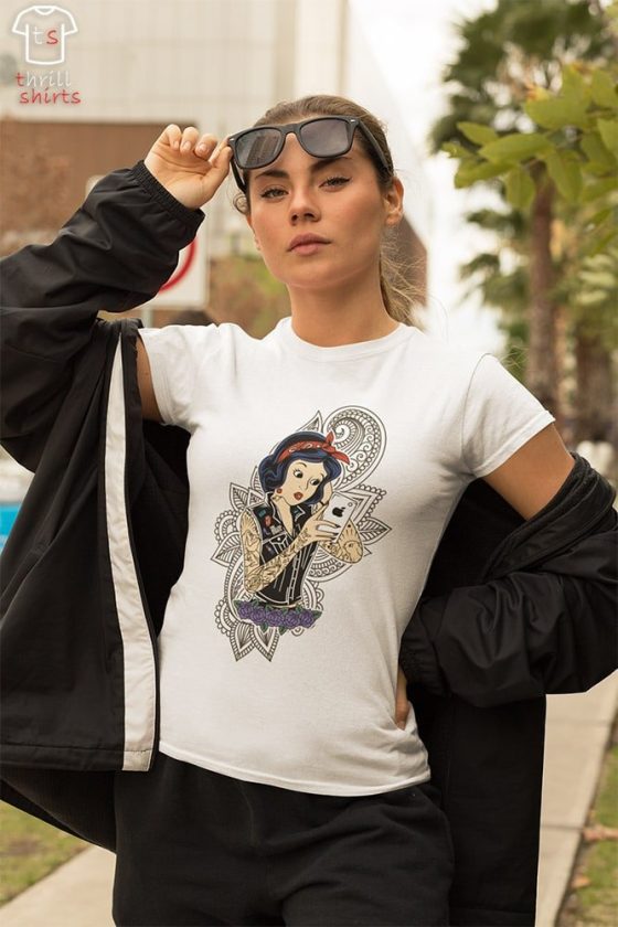 t-shirt-mockup-of-a-bold-woman-wearing-an-athleisure-outfit-32445
