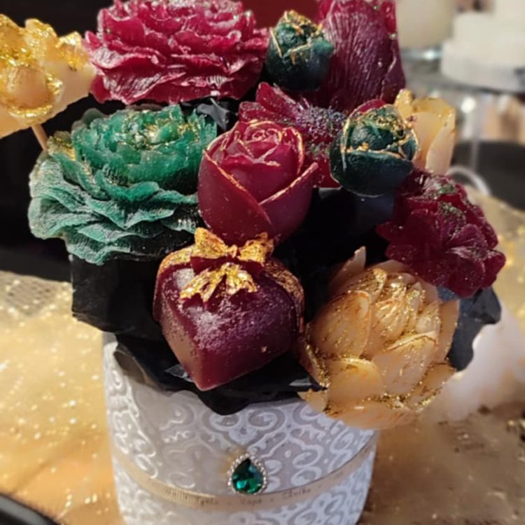 Χριστουγεννιάτικες Χειροποίητες Γλάστρες με Αρωματικά Κέρινα Λουλούδια